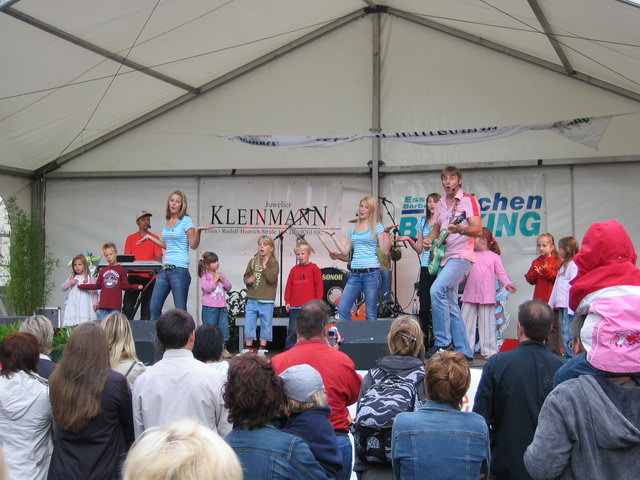 gal/2007/2007 Borbecker Markfest/2007 Saitentwist Borbecker Markfest 2.9. 096.jpg